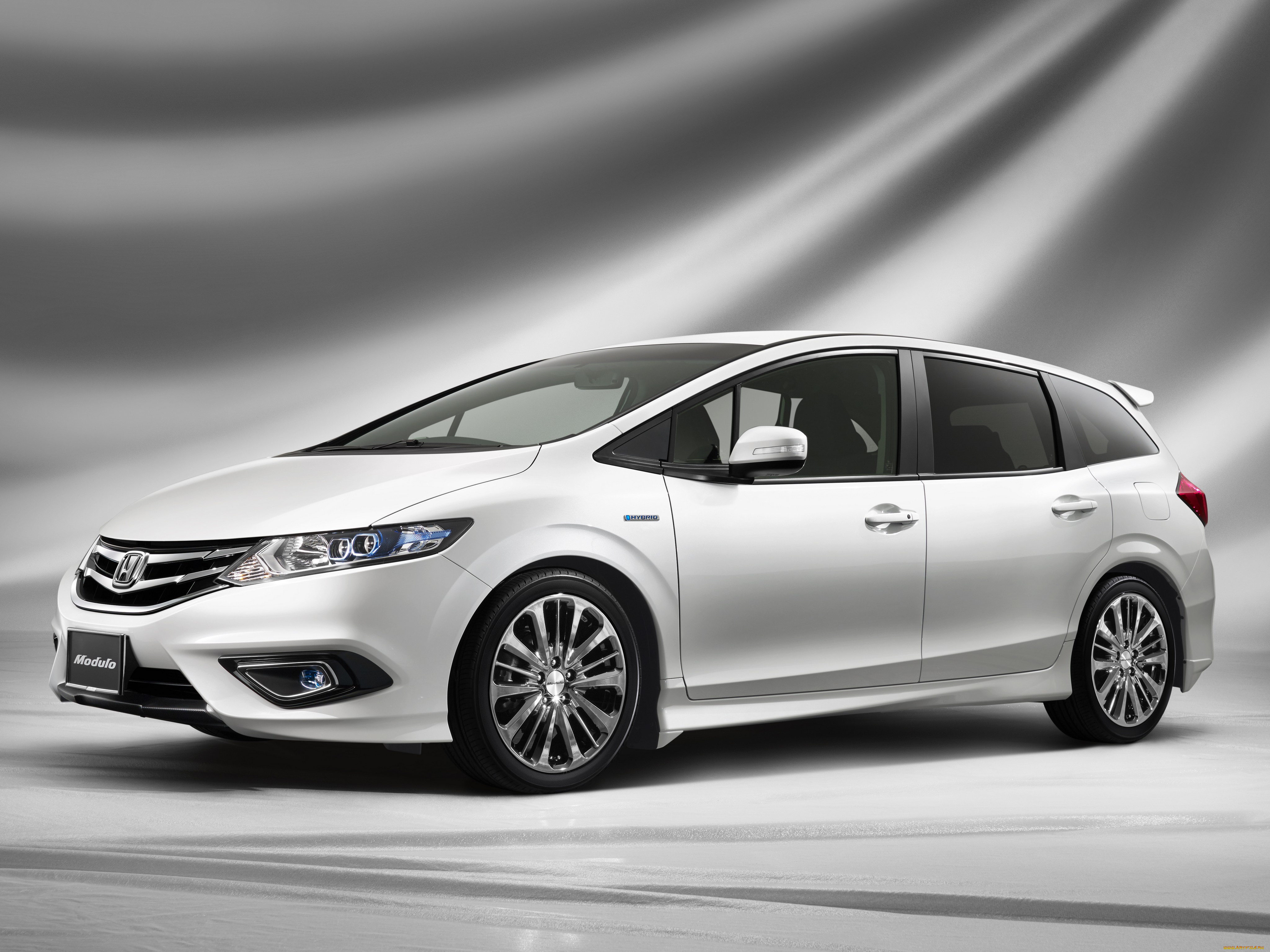 Honda jade. Honda Jade Hybrid 2015. Хонда Джейд 2015. Хонда Jade гибрид. Honda Jade 2015 гибрид.